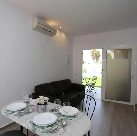 Апартаменты La Mar Sala Piscina Compartida *