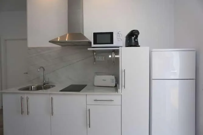 La Mar Sala Piscina Compartida Apartman *