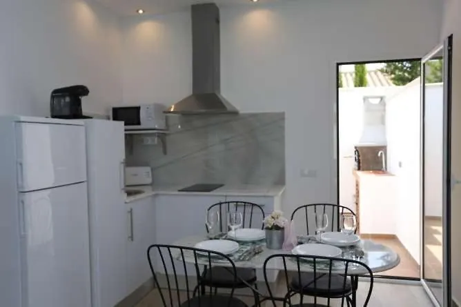 La Mar Sala Piscina Compartida